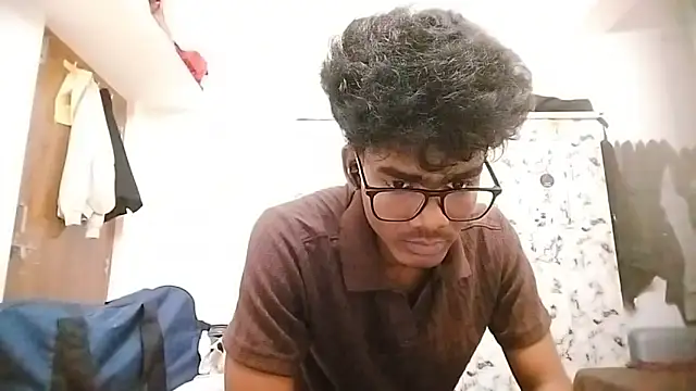 Snapshot of Rahulisagoodguy chatting on September 2025 02:20:01 PM Rahulisagoodguy online show from September 2025 02:20:01 PM