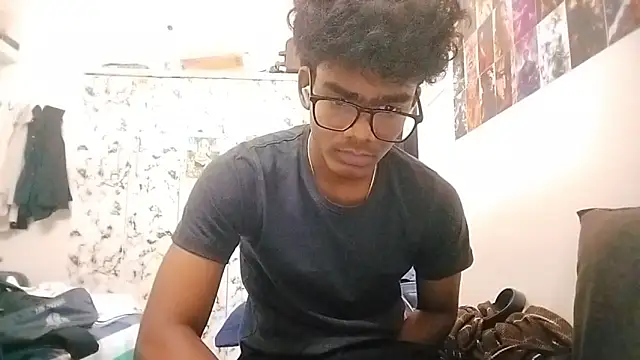 Snapshot of Rahulisagoodguy chatting on November 2025 06:07:02 AM Rahulisagoodguy online show from November 2025 06:07:02 AM