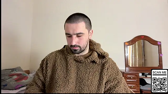 Snapshot of Hard_to_Obey chatting on February 2026 06:19:01 PM Hard to Obey online show from February 2026 06:19:01 PM