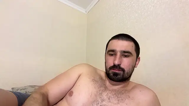 Snapshot of Hard_to_Obey chatting on February 2026 06:07:02 PM Hard to Obey online show from February 2026 06:07:02 PM