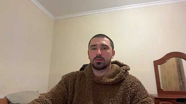 Snapshot of Hard_to_Obey chatting on February 2026 06:29:01 PM Hard to Obey online show from February 2026 06:29:01 PM