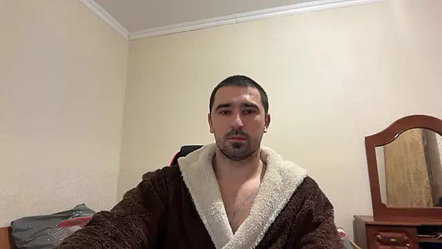 Snapshot of Hard_to_Obey chatting on January 2026 06:44:02 PM Hard to Obey online show from January 2026 06:44:02 PM