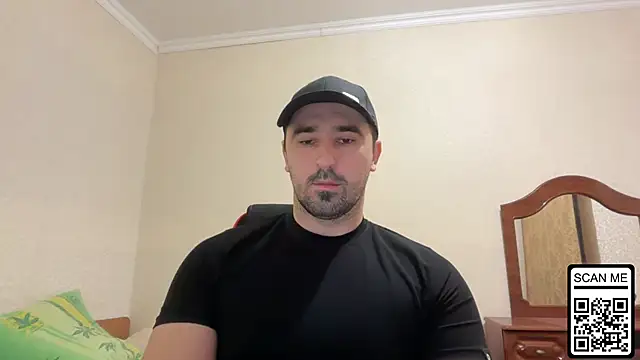 Snapshot of Hard_to_Obey chatting on December 2025 06:10:02 PM Hard to Obey online show from December 2025 06:10:02 PM