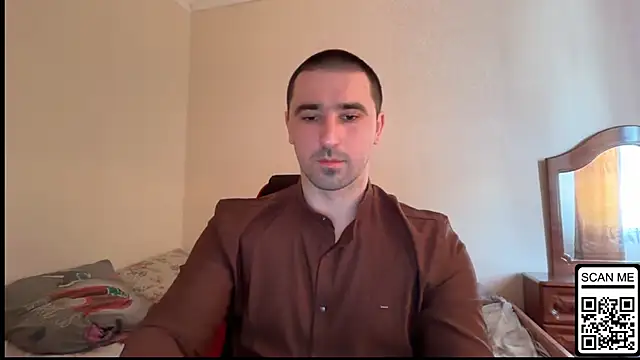 Snapshot of Hard_to_Obey chatting on March 2026 01:33:01 PM Hard to Obey online show from March 2026 01:33:01 PM