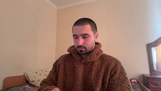 Snapshot of Hard_to_Obey chatting on February 2026 11:19:02 AM Hard to Obey online show from February 2026 11:19:02 AM