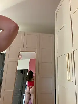 chloedlm5 online show from April 2026 08:49:01 AM