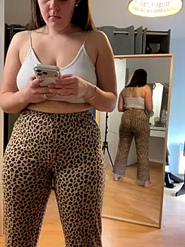 chloedlm5 online show from November 2025 09:23:02 AM