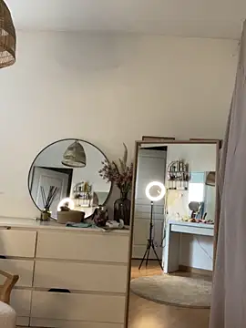 Snapshot of chloedlm5 chatting on February 2026 09:42:02 AM chloedlm5 online show from February 2026 09:42:02 AM