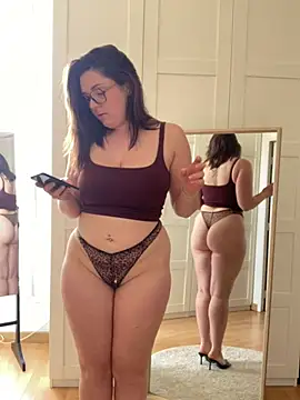 chloedlm5 online show from March 2026 12:19:01 PM