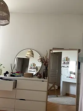 Snapshot of chloedlm5 chatting on February 2026 09:50:02 AM chloedlm5 online show from February 2026 09:50:02 AM