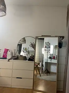 Snapshot of chloedlm5 chatting on February 2026 10:00:02 AM chloedlm5 online show from February 2026 10:00:02 AM