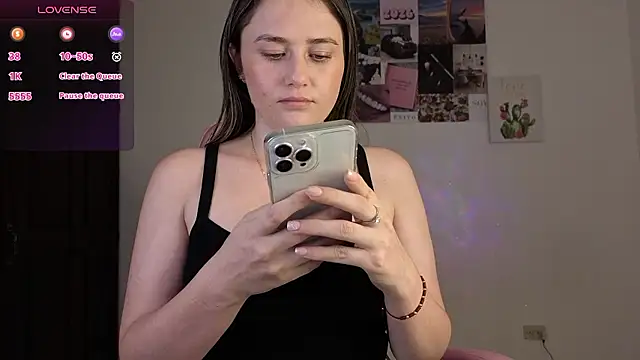 Veronika  Winslow  online show from January 2026 03:35:02 AM