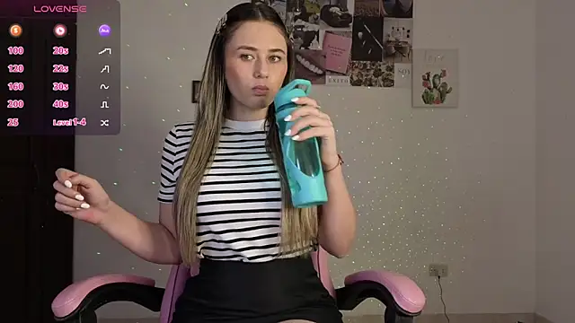 Veronika  Winslow  online show from February 2026 07:41:01 AM