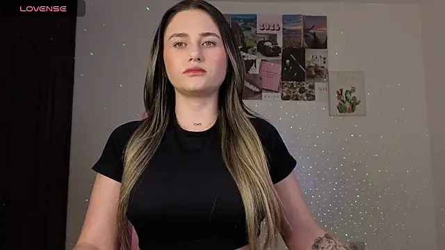 Veronika  Winslow  online show from April 2026 06:26:02 AM