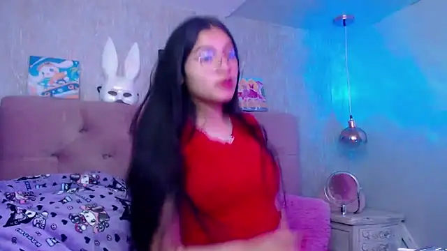 laurenelove online show from November 2025 03:43:01 AM