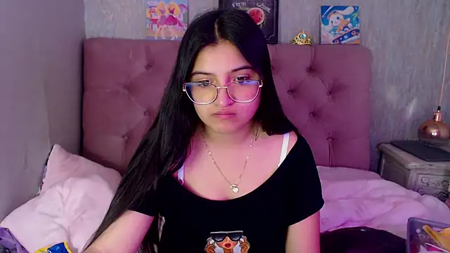 laurenelove online show from September 2025 04:41:01 AM