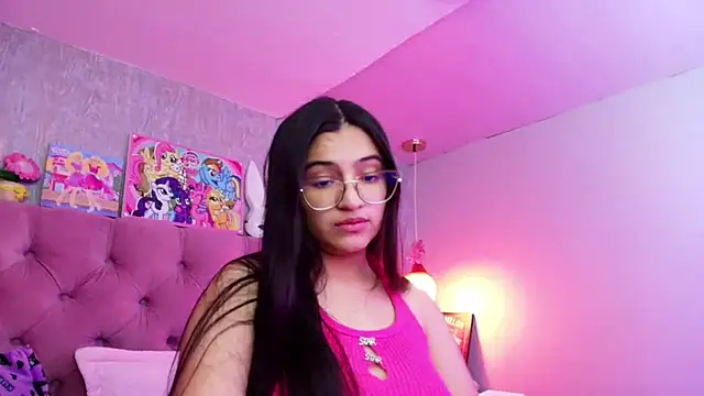 laurenelove online show from February 2026 03:47:01 AM