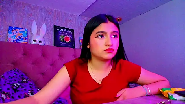 laurenelove online show from November 2025 03:32:01 AM