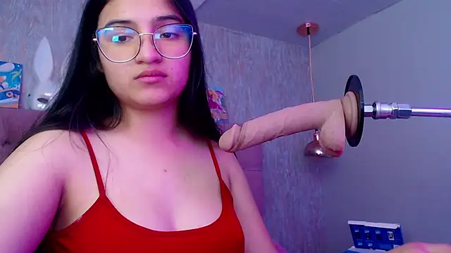 laurenelove online show from November 2025 03:54:02 AM