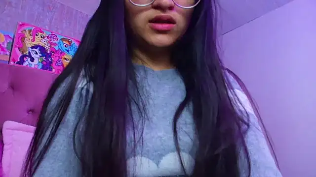 laurenelove online show from March 2026 04:01:01 AM