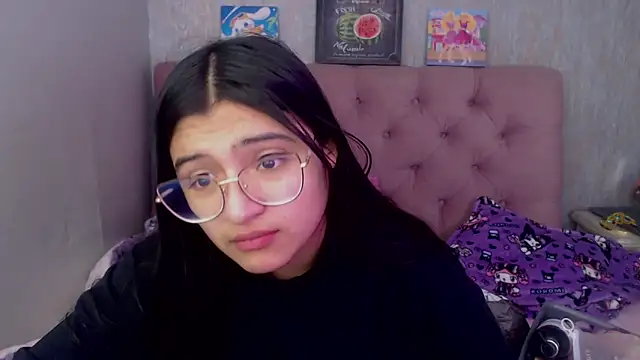 laurenelove online show from September 2025 03:35:02 AM