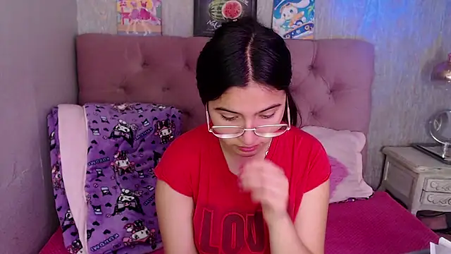 laurenelove online show from October 2025 03:51:02 AM
