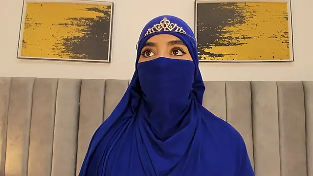 nayiraa  online show from February 2026 06:40:02 PM