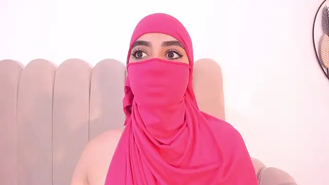 nayiraa  online show from February 2026 07:35:02 PM