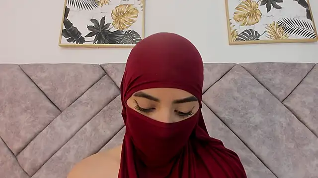 nayiraa  online show from March 2026 07:30:02 PM