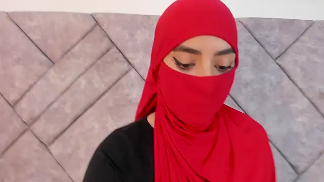 nayiraa  online show from March 2026 07:16:02 PM