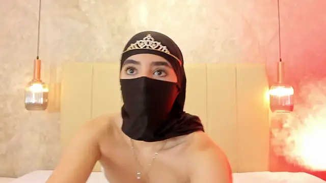 nayiraa  online show from September 2025 11:43:01 AM