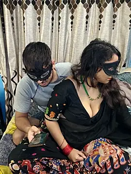 sexy42couple online show from November 2025 11:27:02 PM