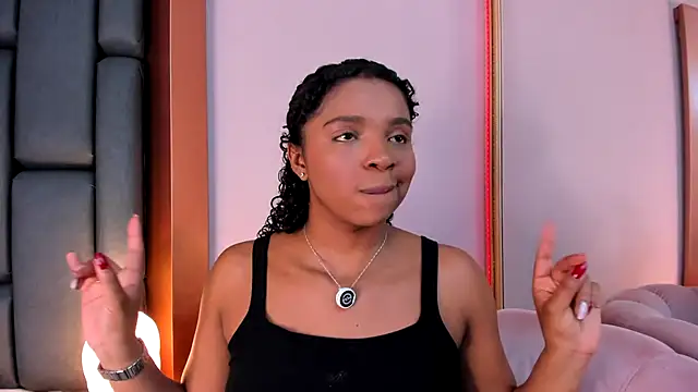 LisaMendez online show from April 2026 11:12:02 PM