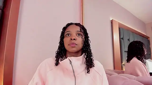 LisaMendez online show from April 2026 03:52:01 AM