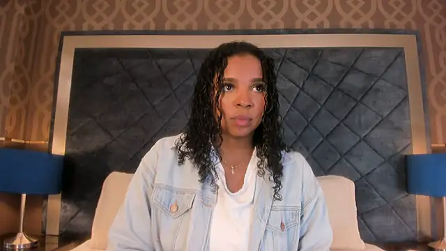 Snapshot of LisaMendez chatting on May 2026 03:59:01 AM LisaMendez online show from May 2026 03:59:01 AM