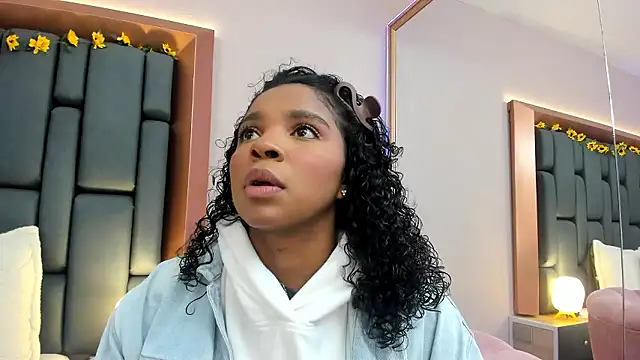 LisaMendez online show from January 2026 03:54:02 AM