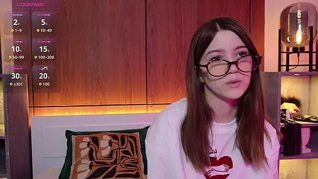 Alison kisss online show from March 2026 02:48:01 PM