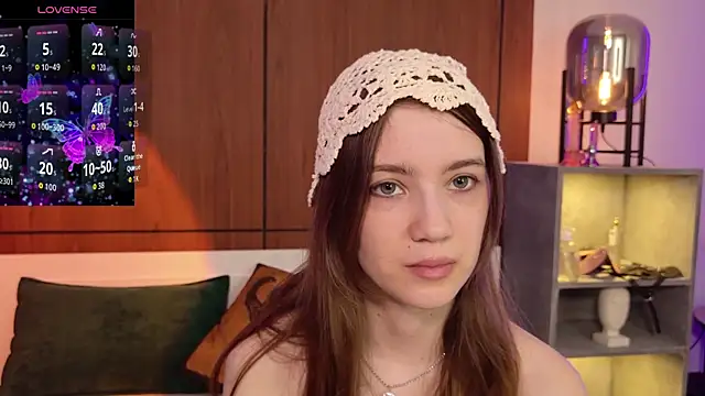 Snapshot of Alison_kisss chatting on July 2026 08:24:02 PM Alison kisss online show from July 2026 08:24:02 PM