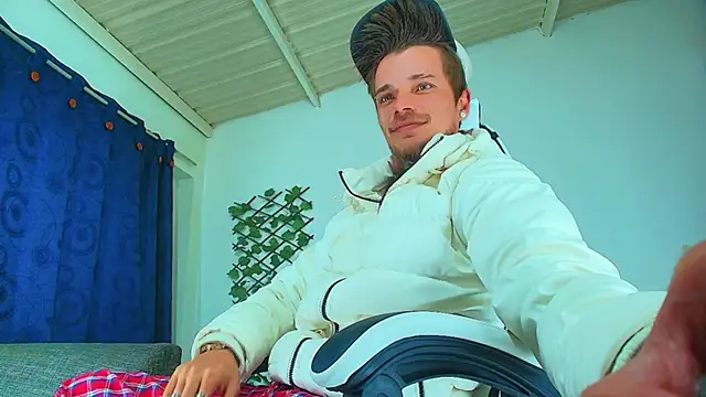 Gold Loyal77 online show from October 2025 05:56:02 AM