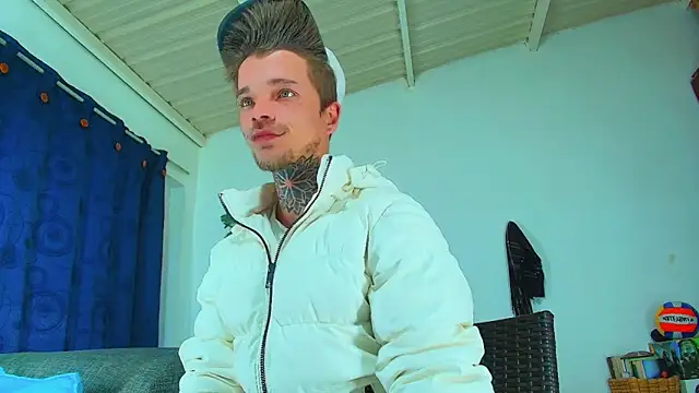 Gold Loyal77 online show from September 2025 09:51:02 PM