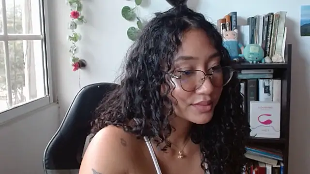 clitia xx online show from January 2026 05:19:02 PM