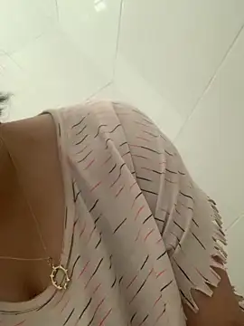 Roubi99six online show from March 2026 07:53:02 PM