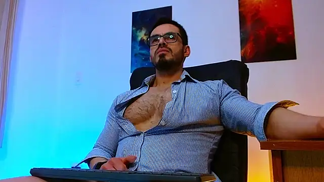 Axel Lover online show from February 2026 12:10:02 AM