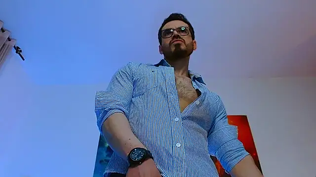 Axel Lover online show from October 2025 11:05:01 PM