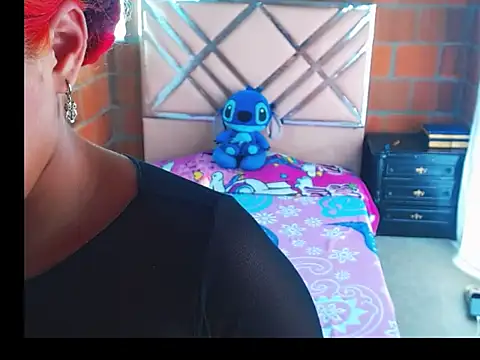 Snapshot of brytany_squirrt chatting on October 2025 02:18:01 PM brytany squirrt online show from October 2025 02:18:01 PM