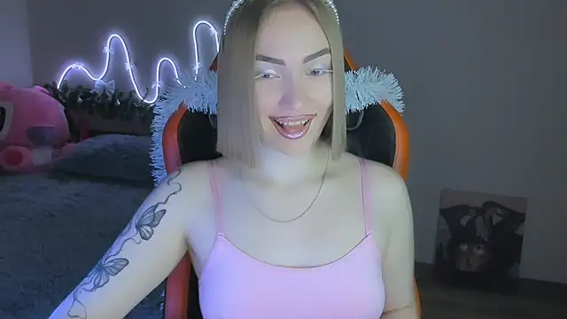 LaraKrein lk online show from December 2025 03:36:02 PM