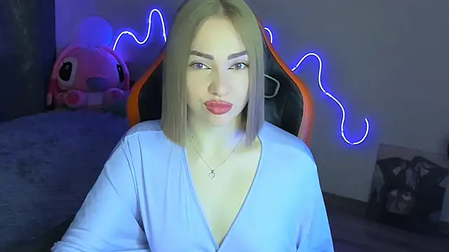 LaraKrein lk online show from February 2026 12:58:02 PM