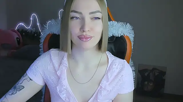 LaraKrein lk online show from December 2025 01:58:02 PM