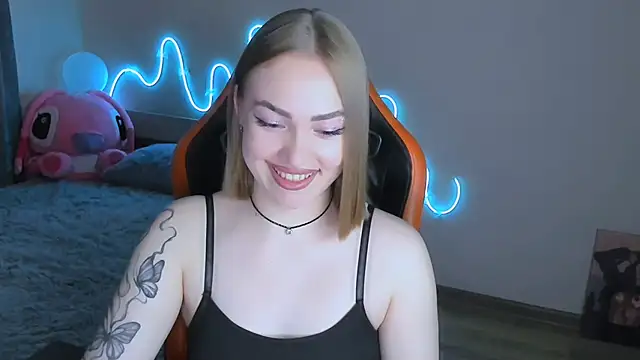 LaraKrein lk online show from February 2026 12:29:02 PM