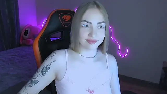 LaraKrein lk online show from March 2026 04:38:01 PM